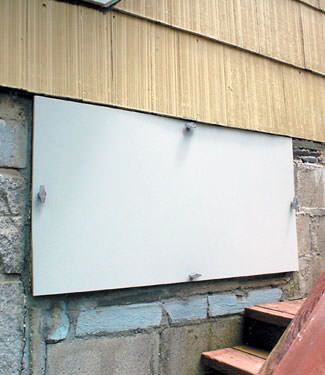Airtight crawl space doors in Holly Springs
